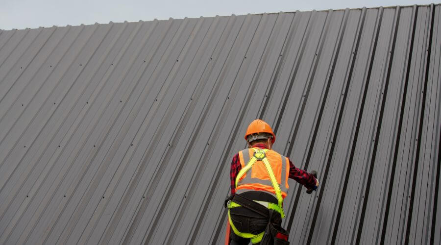 Professional gutter cleaning in Masterson, TX
